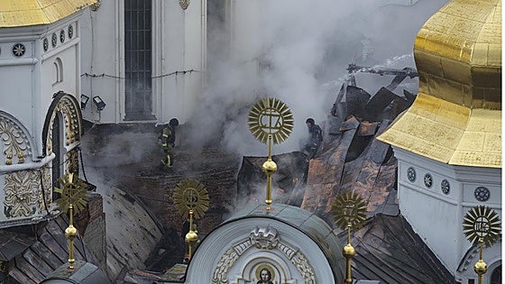 Rusia ataca la catedral de la Dormición, el gran símbolo religioso de Kiev declarado Patrimonio de la Humanidad