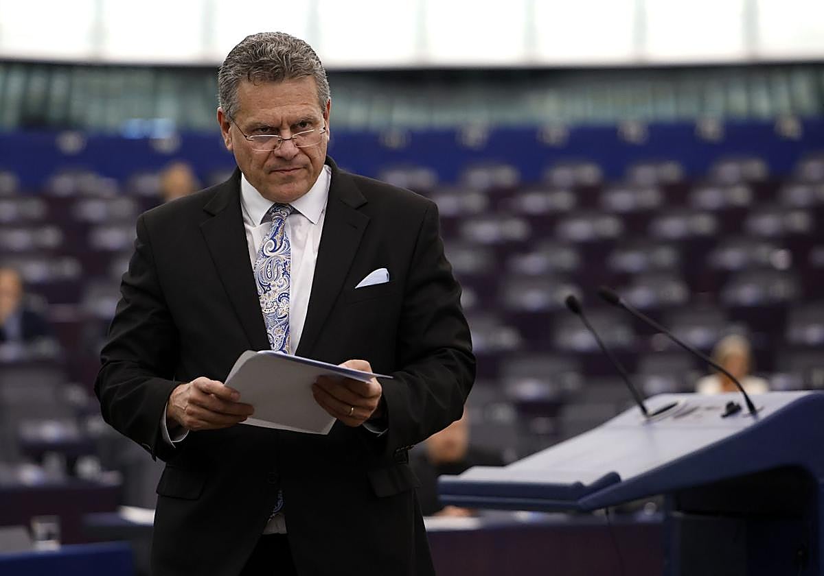 La Eurocámara aprueba el acuerdo comercial entre la UE y EE UU