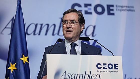 Garamendi sale en apoyo de los jueces ante el "brutal" ataque por parte del Gobierno