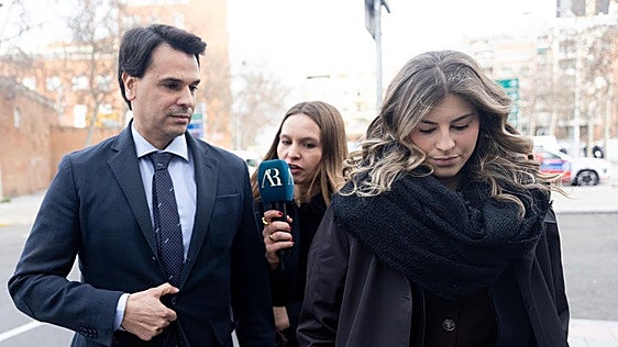 La UCO señala que una empresa del novio de Ayuso facturó a Quirón por trabajos que no podía hacer