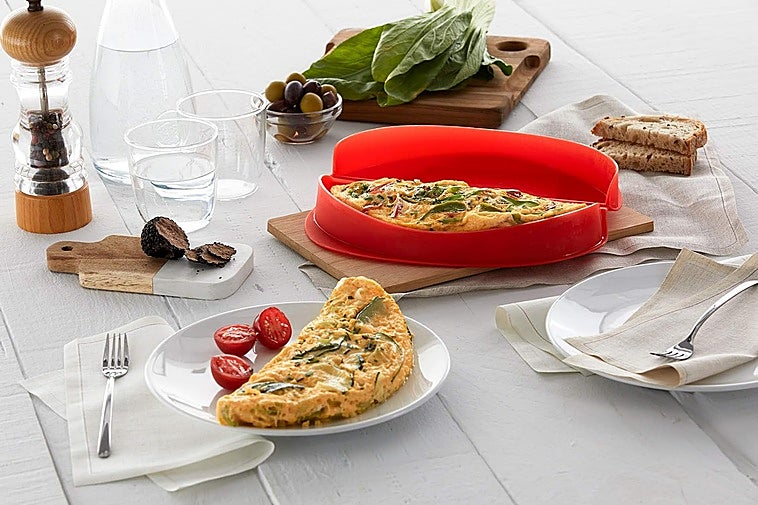 Prepara tortillas rápidas y limpias en minutos con el molde para cocinar tortillas en microondas de Lékué