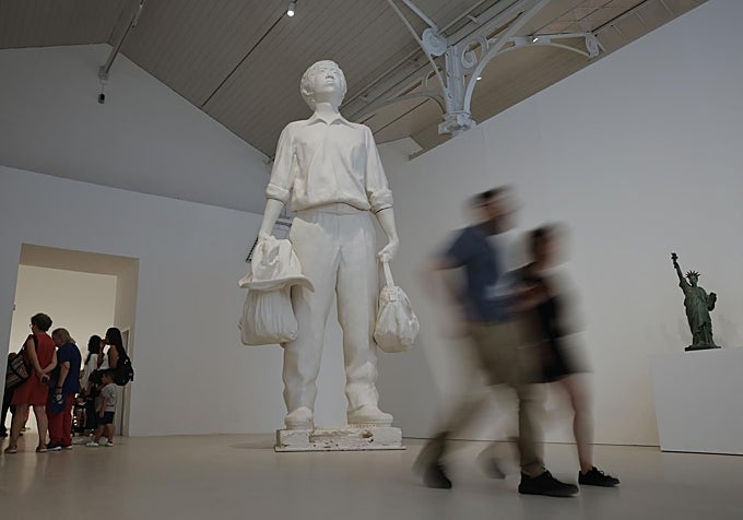 'El hombre del tanque', una de la obras de la muestra.