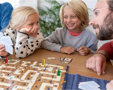 Estrategia y diversión en familia con el clásico Laberinto Mágico Ravensburger
