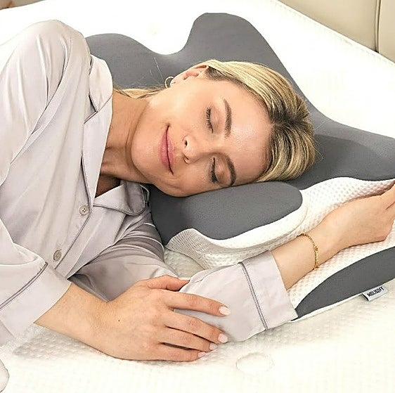 Las mejores almohadas viscoelásticas cervicales para dormir de lado