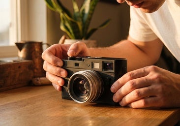 Si te gusta la fotografía analógica, no te pierdas estas cámaras para los nostálgicos del carrete