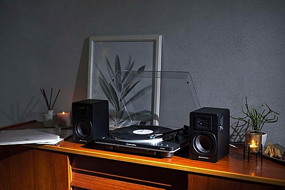 Los mejores tocadiscos de vinilo con Bluetooth para una experiencia musical más accesible