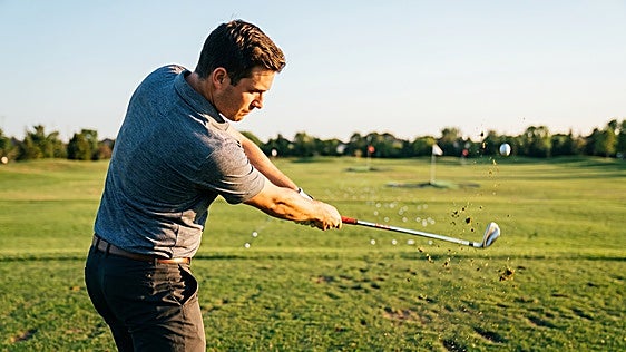 Si vas a iniciarte en el mundo del golf, prueba estos juegos de palos