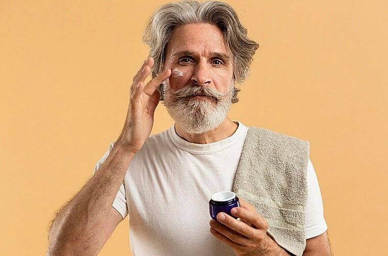 Los mejores estuches de cuidado masculino para regalar