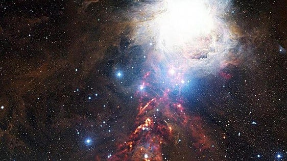 La primera molécula de azúcar detectada en el espacio interestelar aporta nuevas claves sobre el origen de la vida