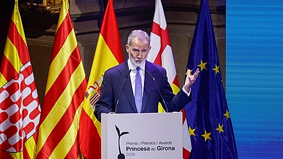 Felipe VI reivindica el talento joven y afirma que «progresar juntos» es un ejercicio de responsabilidad