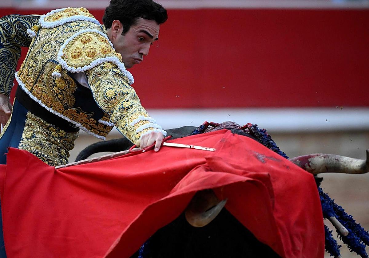 Pleno de Tomás Rufo con dos jandillas sobresalientes