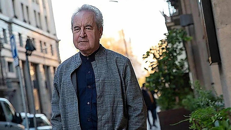 John Banville cancela su presencia en un festival de Granada por el «boicot» a una escritora argentina