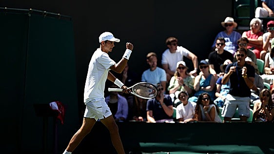 Jódar se estrena con victoria en Wimbledon