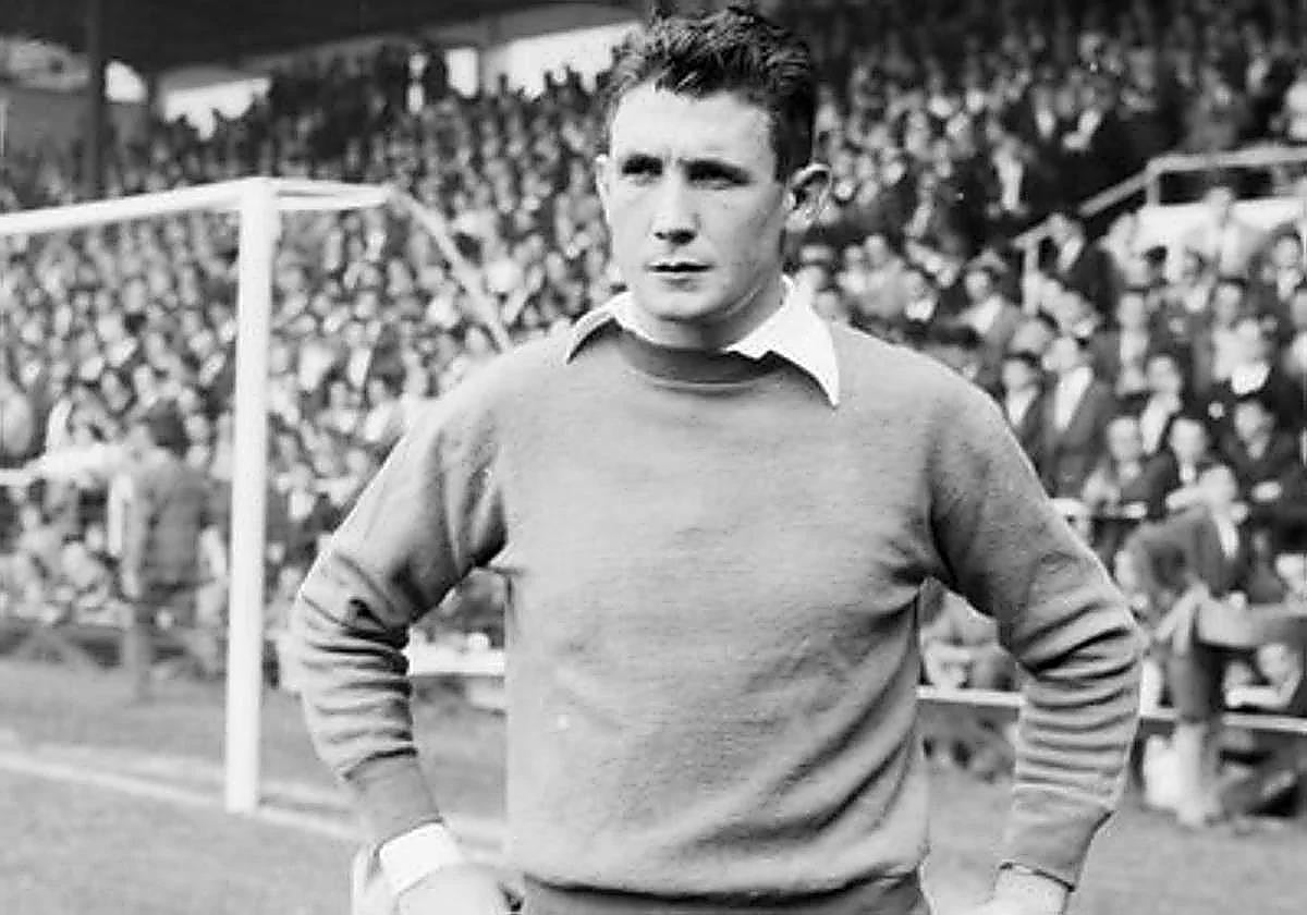 Muere Carmelo Cedrún, leyenda del Athletic y portero de los 'Once Aldeanos'