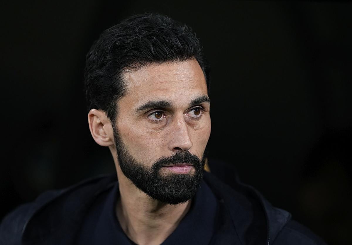 Álvaro Arbeloa, durante su fallida estancia al frente del Real Madrid