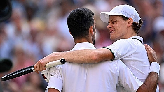 Sinner arrolla a Djokovic y se cita con Zverev en la final de Wimbledon