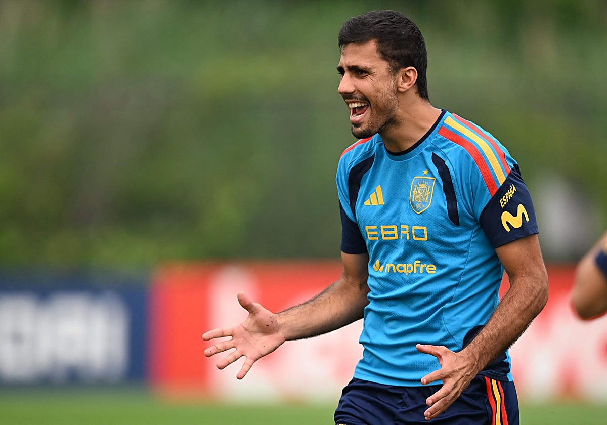 El desafío del capitán Rodri: «Hacer inolvidable a una gran selección»