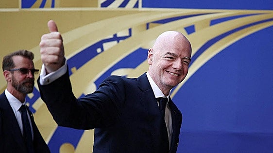 La primera gran derrota de Infantino: renuncia a privatizar parcialmente el Mundial