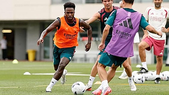 Vinicius, renovación o venta
