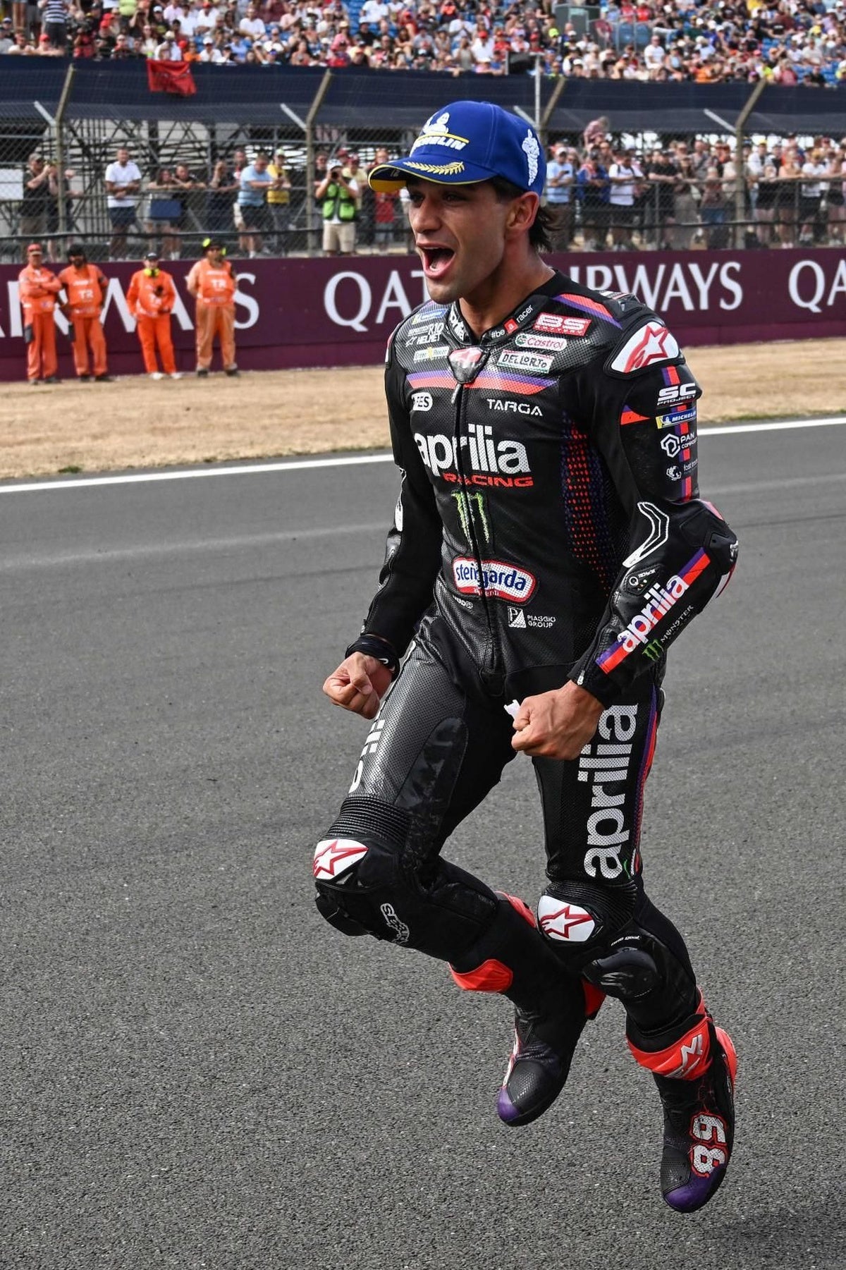 Jorge Martín celebra la victoria en el sprint de Silverstone.