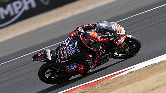 David Almansa ejerce de líder de Moto3 en Silverstone