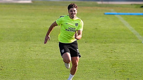Julián Álvarez se reencuentra con Simeone y la lesión de Sorloth dificulta todavía más su salida