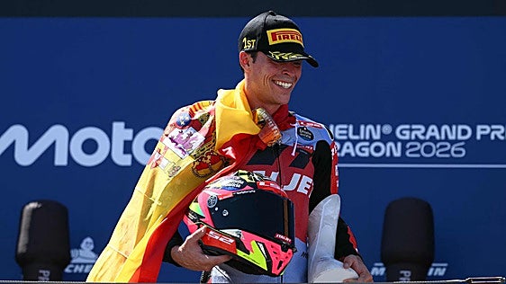 Alonso López vuelve a ganar dos años y medio después