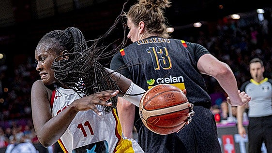 Awa Fam y Alba Torrens lideran la lista de España para el Mundial femenino de baloncesto