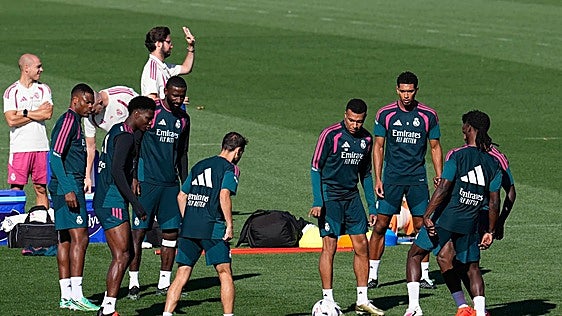 El Madrid sale del fortín para despejar dudas