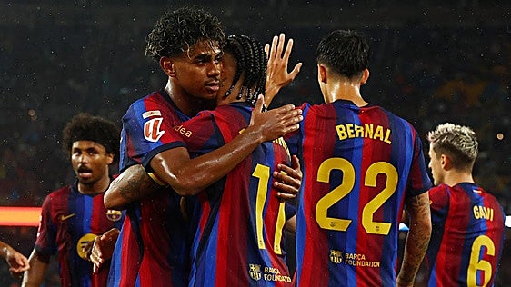 Lluvia de goles del Barça ante el Racing