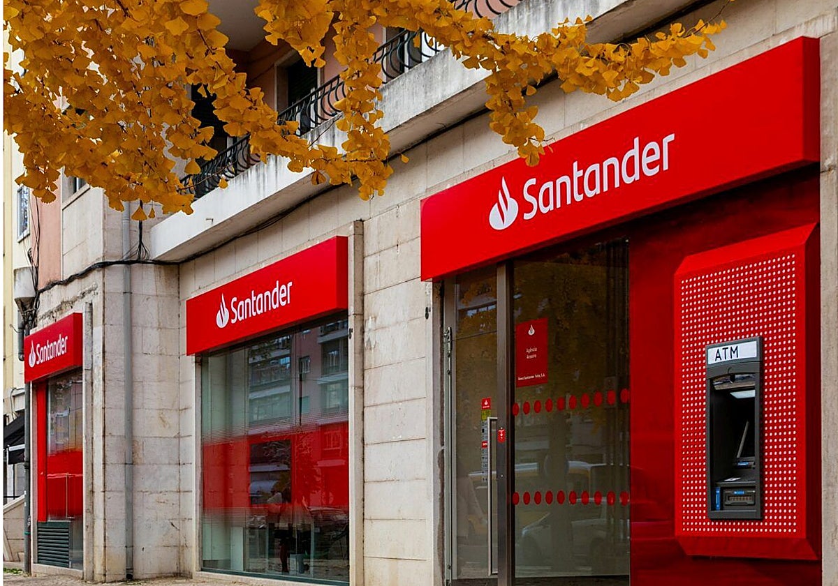 Santander y CC OO dejan casi sellado el acuerdo de prejubilaciones con una pensión de hasta el 95%