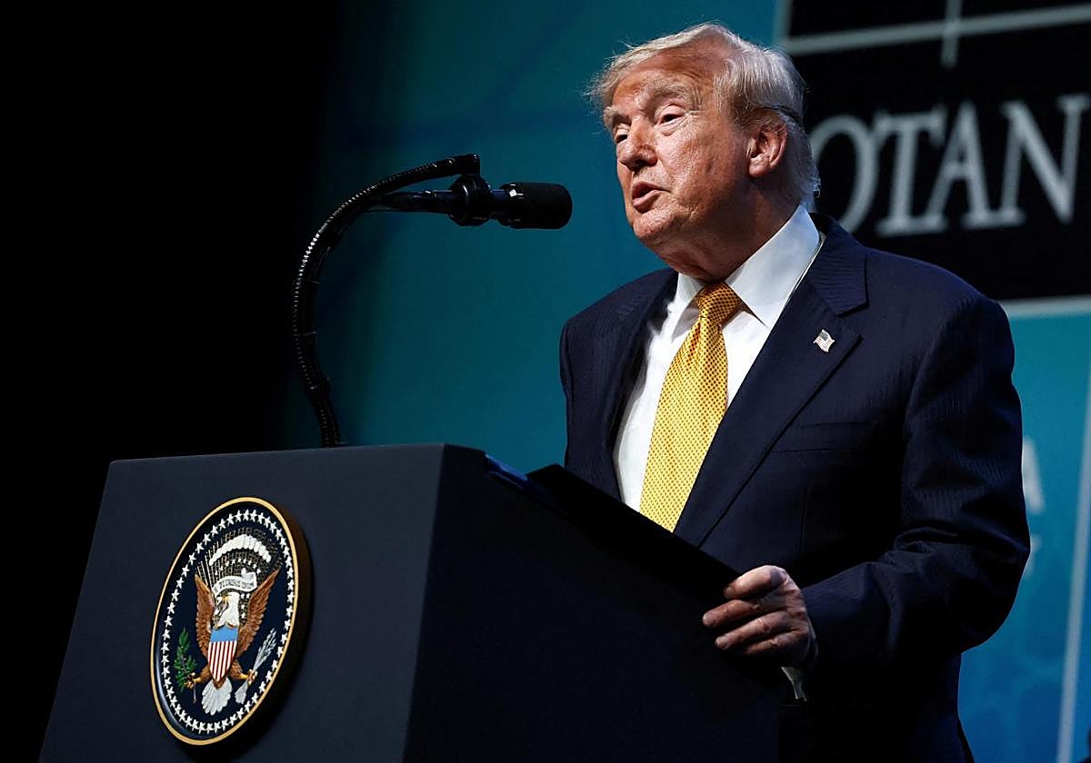 Petrol, Trump'ın Hürmüz'de vergi kesintisini açıklamasının ardından 80 doların üzerine çıktı