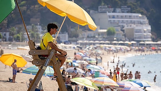 El turismo se rebela también contra un absentismo que le cuesta casi 6.000 millones