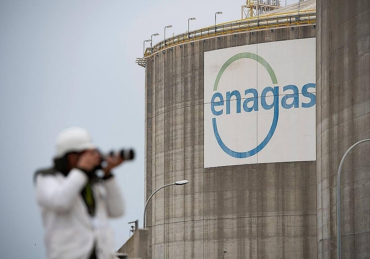 Enagás gana 127 millones a junio y enfila sus objetivos para 2026