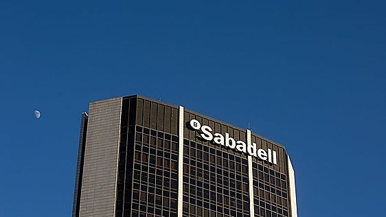 Banco Sabadell gana 971 millones en el primer semestre y prevé «recuperar el ritmo comercial»