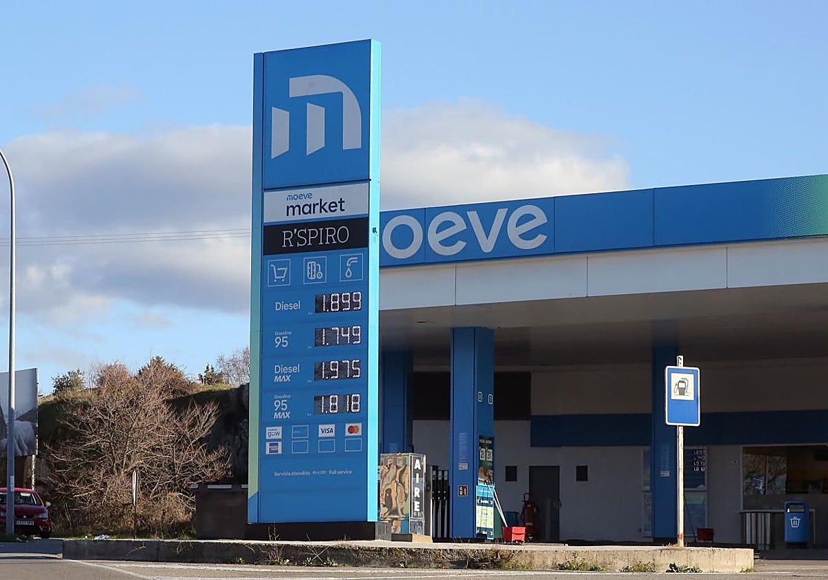 Gasolinera de Moeve en Segovia.