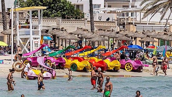 Los extranjeros apuntalan el tímido crecimiento hotelero en julio