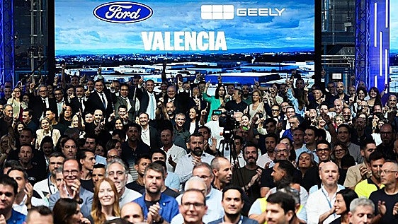 Ford plantea subidas de hasta el 5% y estabilidad laboral en Almussafes hasta 2030
