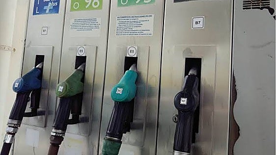 Los combustibles disparan la inflación hasta el 4,3%, el nivel más alto desde 2023