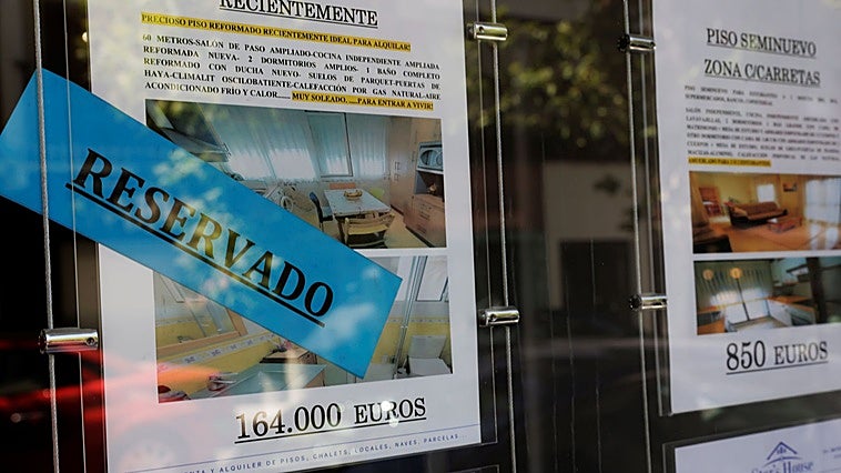 La compraventa de vivienda protegida se desploma un 14% y agrava las dificultades de acceso