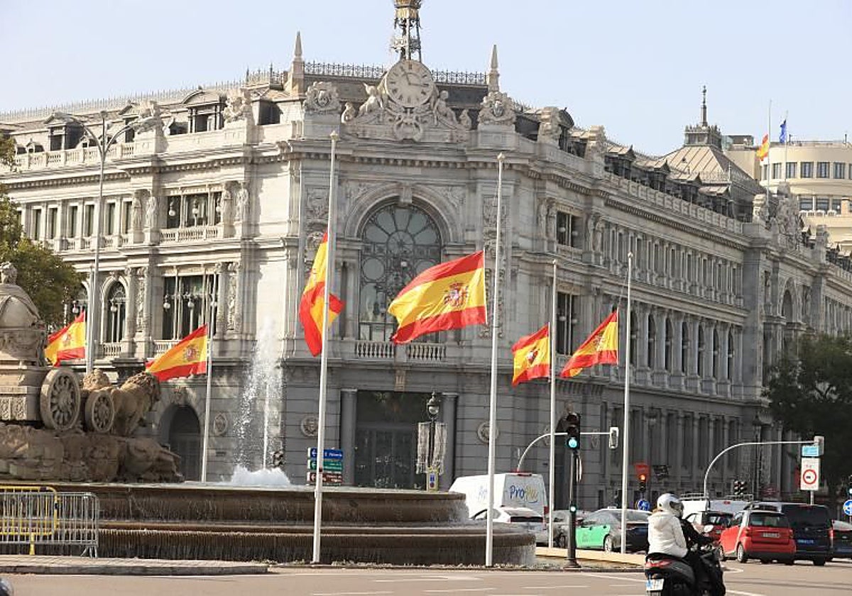 Edificio del Banco de España en la Plaza de Cibeles (Madrid).