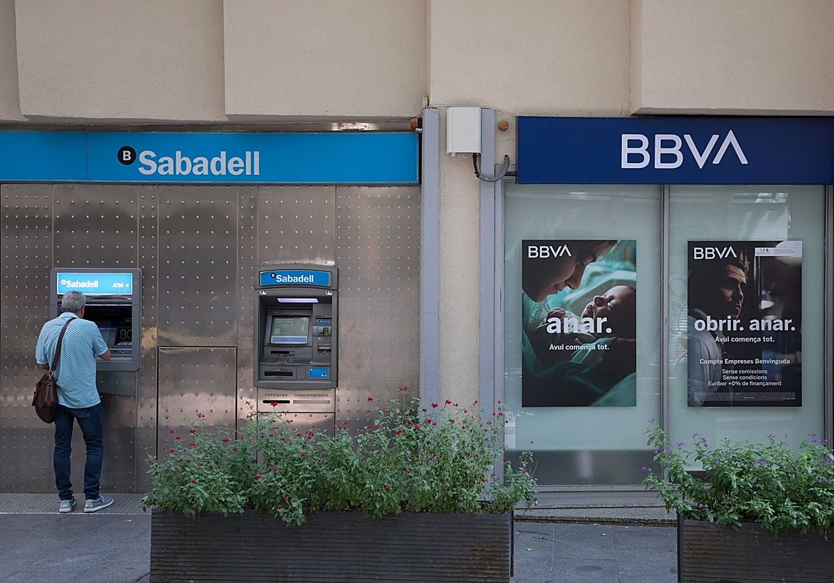 La gran banca rompe récords, dispara un 15% sus beneficios y acelera la remuneración al accionista