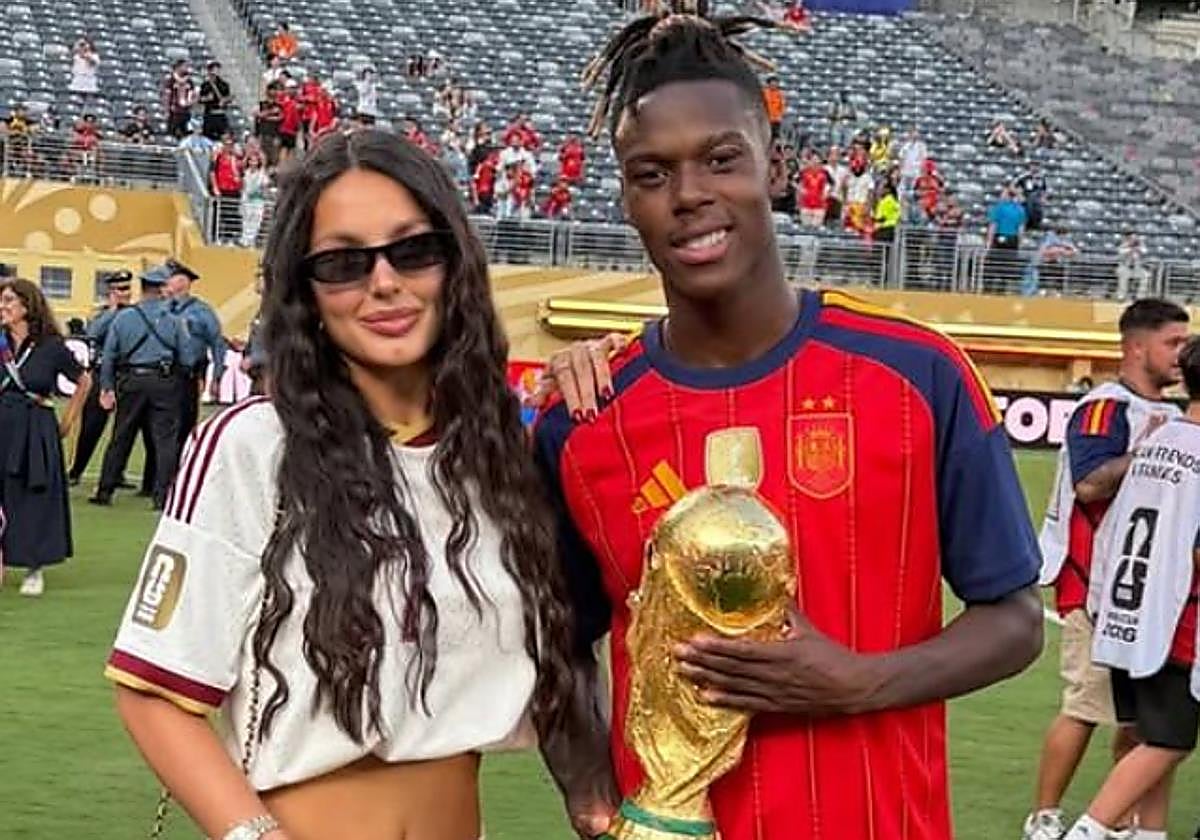 Nico Williams y Ainhi García tras el partido de la final