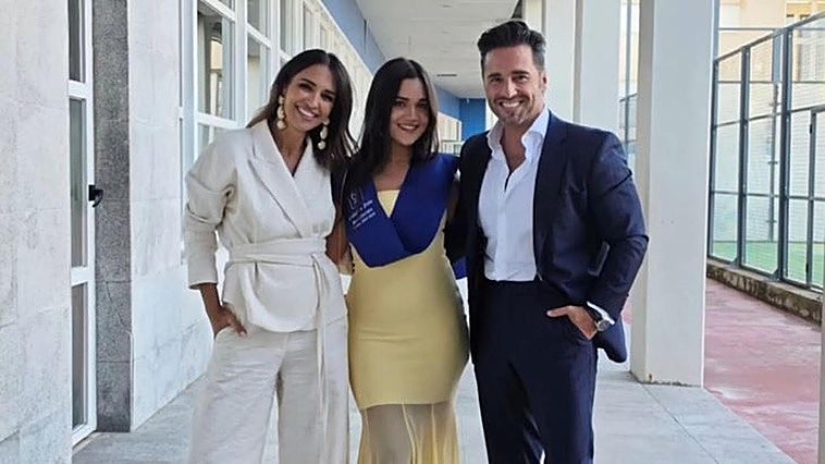 Daniella Bustamante cumple 18 años