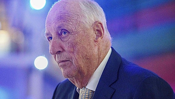 El rey Harald de Noruega, en estado «muy grave»: la familia real se reúne en el hospital