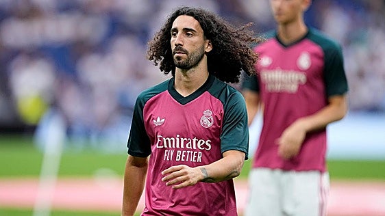 La mujer de Cucurella descubre los regalos del Real Madrid: «Es una fantasía»