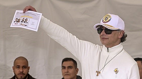 Petro plantea anular las elecciones en Colombia por la supuesta «injerencia» de Trump en la victoria del ultraderechista De la Espriella