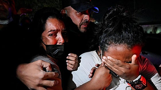 Aumentan a 17 los españoles muertos tras los seísmos, mientras que 150 siguen desaparecidos