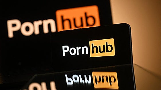 Ucrania plantea legalizar el porno para aumentar la financiación de la guerra