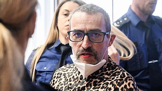 El neonazi alemán que cambio de género cumplirá condena en una cárcel de hombres